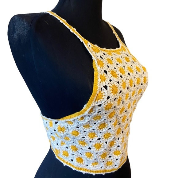 Forever 21 Yellow Sunflower Cropped Backless Knit Halter Top - Picture 3 of 10